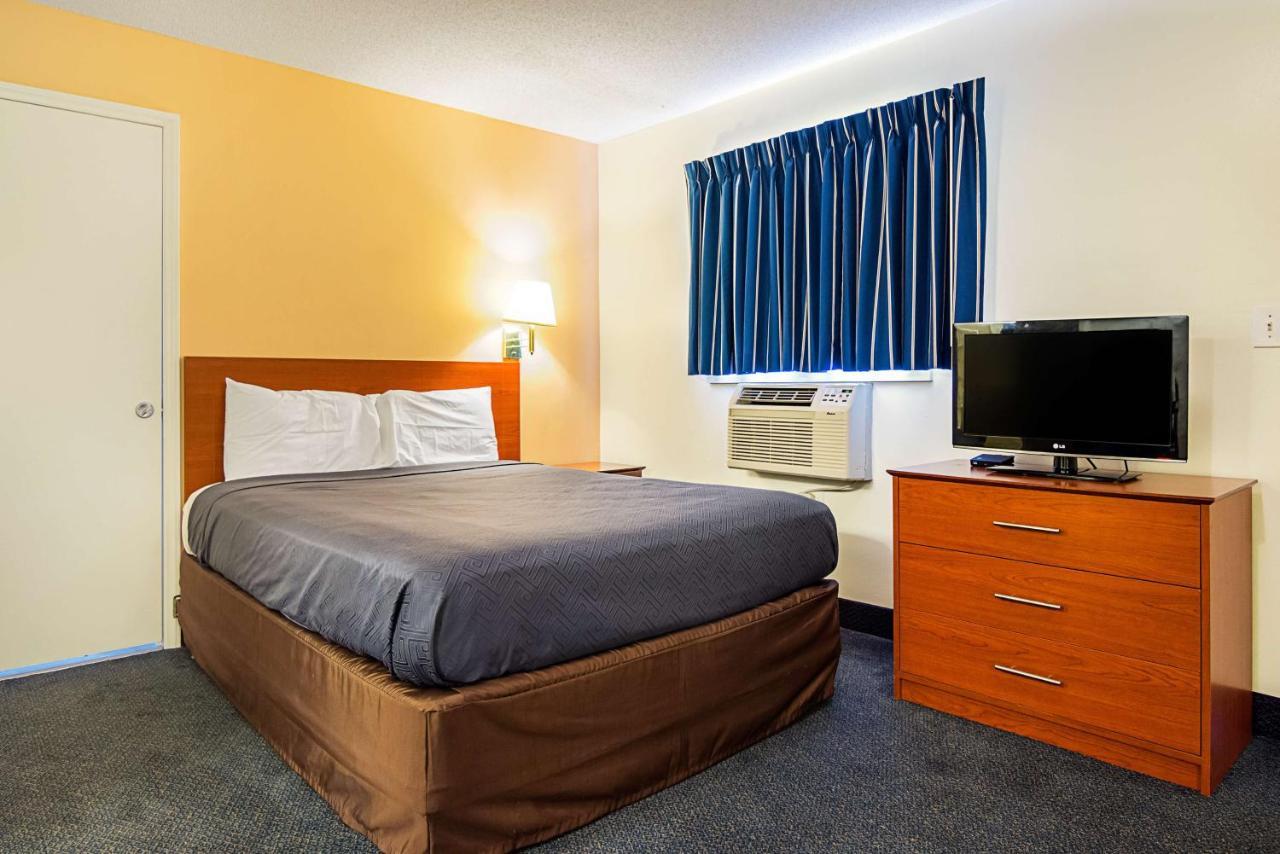 Motel 6-Fayetteville, Nc - Fort Liberty Area Bagian luar foto