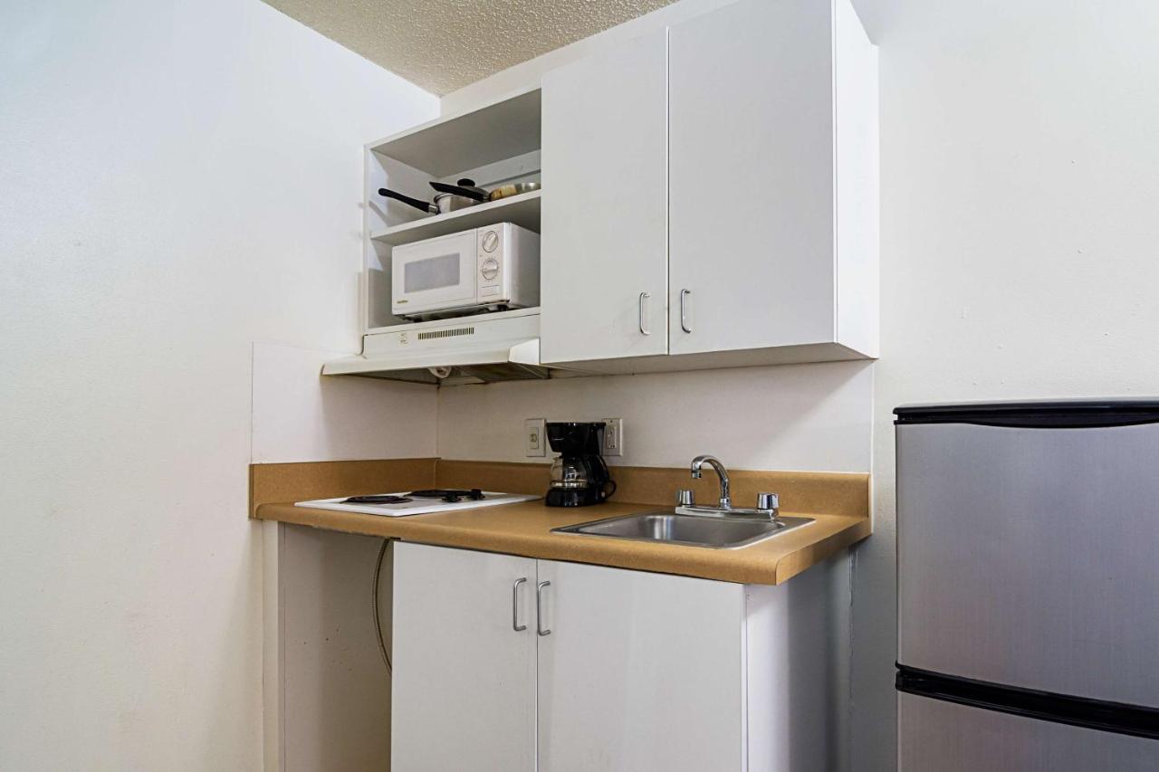 Motel 6-Fayetteville, Nc - Fort Liberty Area Bagian luar foto